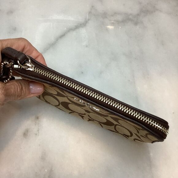 Coach Wristlet Bag Purse Jacquard Signature Logo Canvas Designer Pouch Wallet - Picture 8 of 9